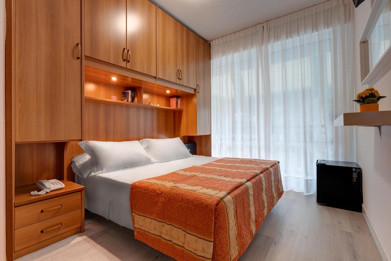 Hungaria Hotel 3*