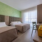 Hotel Hungaria 3*
