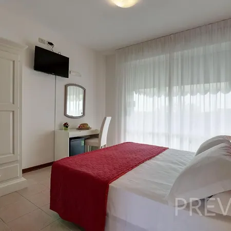 Hotel Picobello Pineta 3*